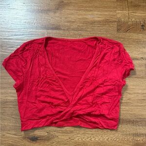 PrettyLittleThing Red V-Neck Crop Top